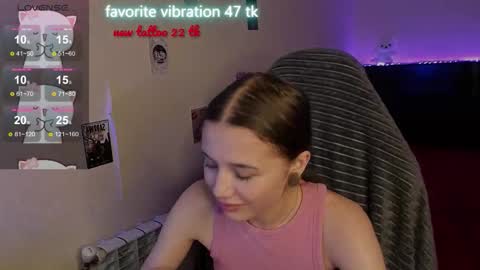 Emily online show from November 11, 7:58 pm