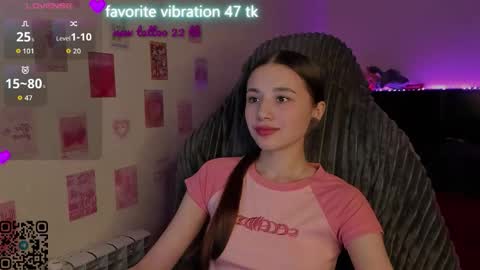 Emily online show from February 8, 5:16 pm