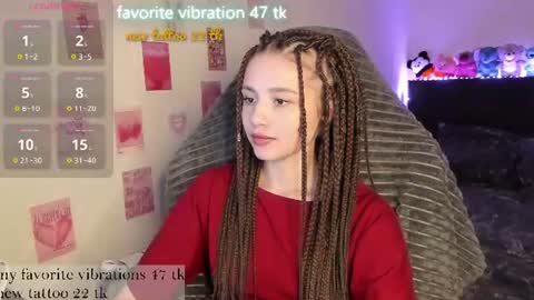 Snapshot of milyamess chatting on July 24, 5:44 pm Emily online show from July 24, 5:44 pm