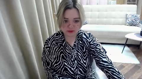 mimimishel_69 online show from February 21, 2:39 am
