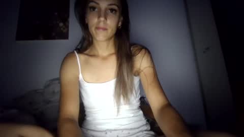 Snapshot of mimy31 chatting on July 25, 8:17 pm mimy31 online show from July 25, 8:17 pm