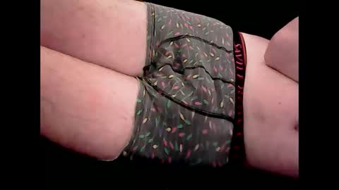 Snapshot of min619378 chatting on November 24, 6:40 pm min619378 online show from November 24, 6:40 pm