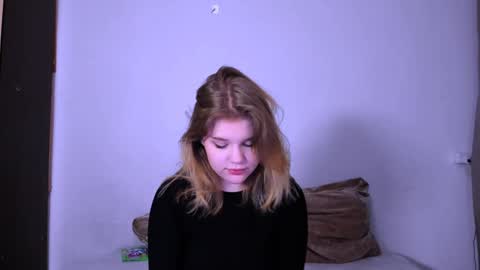 hi Im Mina  online show from January 26, 10:35 pm