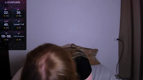 hi Im Mina  online show from February 5, 1:26 am