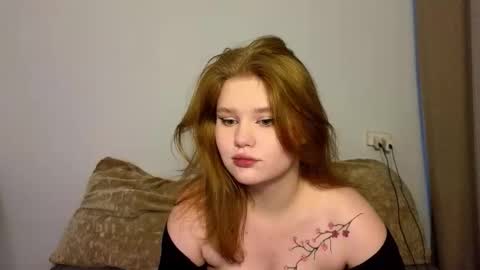 hi Im Mina  online show from March 1, 6:04 am