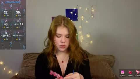 hi Im Mina  online show from April 19, 9:41 am