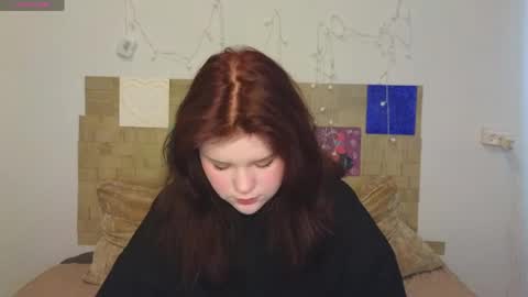 hi Im Mina  online show from May 22, 6:20 am