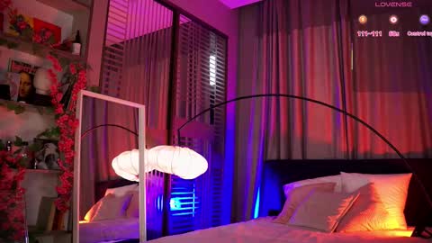 Snapshot of mind__game chatting on October 11, 6:45 am Frances  Next streams Thu Fri Sat 8am -  4pm GMT3 online show from October 11, 6:45 am