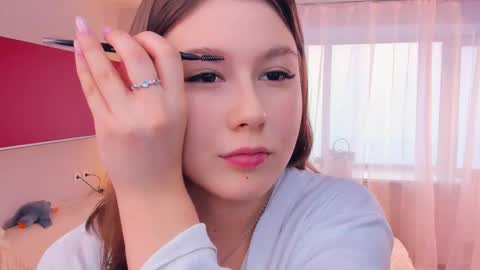 Mindi online show from November 1, 7:10 am