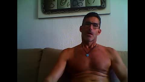 Snapshot of mindthestep chatting on October 25, 10:12 am MIND online show from October 25, 10:12 am