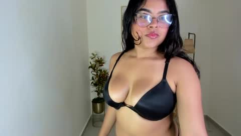 Mindy online show from May 9, 12:32 pm