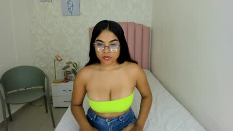 Mindy online show from May 27, 12:24 pm