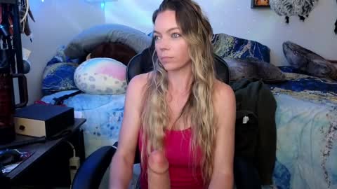 Mindy Mars online show from March 10, 5:39 pm