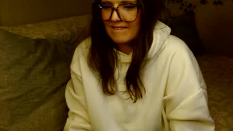 Mindy online show from April 11, 9:57 am