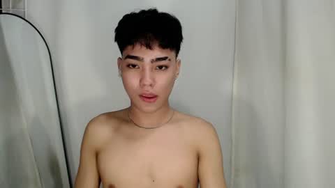 Snapshot of mingkla_man chatting on July 14, 2:12 pm mingkla_man online show from July 14, 2:12 pm