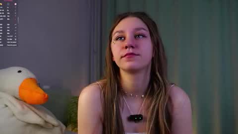 Mary online show from March 8, 1:25 am