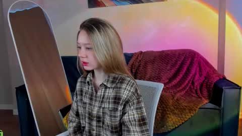 Snapshot of mini_allice chatting on February 9, 1:53 am Allice online show from February 9, 1:53 am