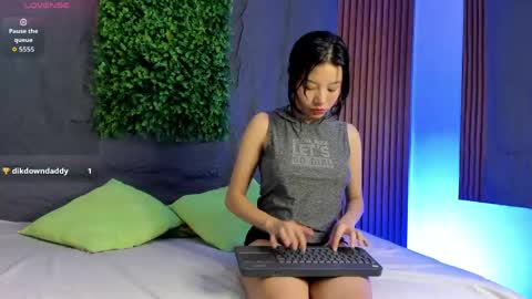 Snapshot of minji_chido chatting on May 4, 11:06 am minji_chido online show from May 4, 11:06 am
