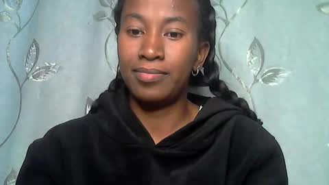 minouch211907 online show from April 14, 7:42 pm