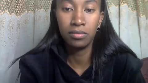 minouch211907 online show from June 5, 7:08 pm