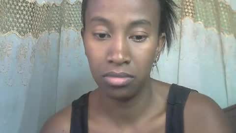 minouch211907 online show from June 6, 7:46 am