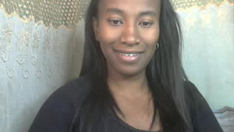 minouch211907 online show from June 26, 9:14 am