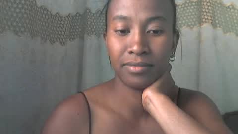 minouch211907 online show from June 27, 12:22 pm