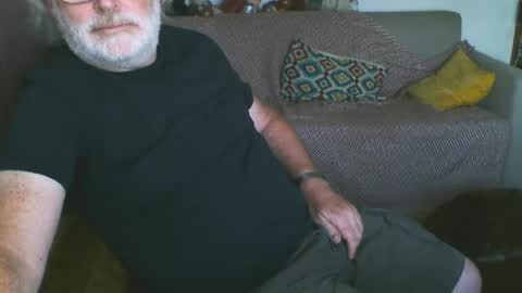 minty99 online show from August 6, 4:42 pm