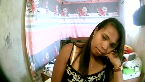 Snapshot of miorah chatting on February 24, 12:59 pm miorah online show from February 24, 12:59 pm