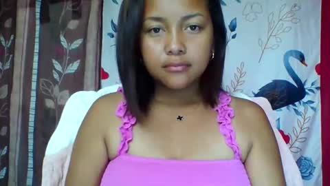 Snapshot of miorah chatting on January 15, 10:42 am miorah online show from January 15, 10:42 am