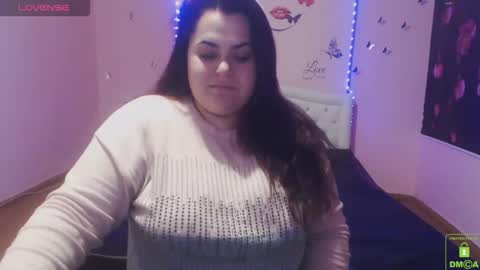 mira_cle_ online show from March 30, 7:53 am