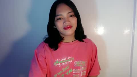 Snapshot of mira_luna222 chatting on February 2, 3:54 am Mira Bella online show from February 2, 3:54 am