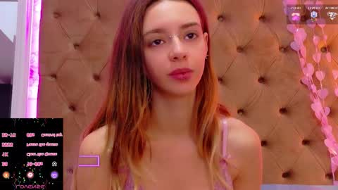 Snapshot of mira_lynxx chatting on February 25, 7:18 am mira_lynxx online show from February 25, 7:18 am