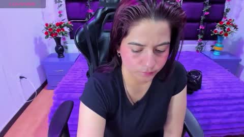 Snapshot of mirabella_miller chatting on February 8, 12:08 pm mirabella_miller online show from February 8, 12:08 pm