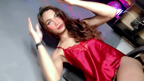 Snapshot of miraclegirl23 chatting on November 26, 3:18 am Zoey online show from November 26, 3:18 am