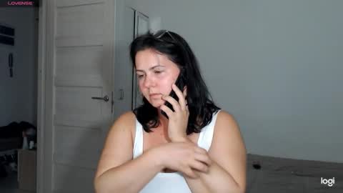 Snapshot of miradiaz chatting on September 12, 6:52 pm Meera online show from September 12, 6:52 pm