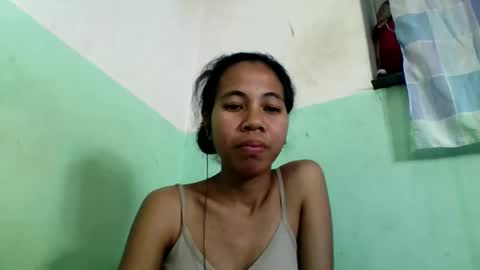 Snapshot of mirah881 chatting on November 13, 6:40 pm mirah881 online show from November 13, 6:40 pm