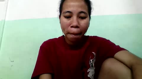 Snapshot of mirah881 chatting on November 24, 5:18 am mirah881 online show from November 24, 5:18 am