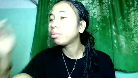 Snapshot of mirah881 chatting on June 24, 7:07 am mirah881 online show from June 24, 7:07 am