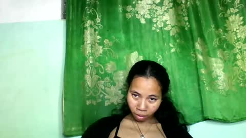 Snapshot of mirah881 chatting on June 29, 10:26 am mirah881 online show from June 29, 10:26 am