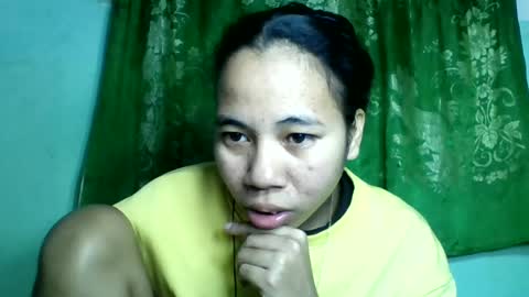Snapshot of mirah881 chatting on July 1, 8:16 am mirah881 online show from July 1, 8:16 am