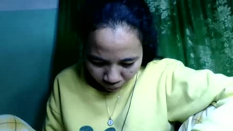 Snapshot of mirah881 chatting on July 3, 7:04 am mirah881 online show from July 3, 7:04 am