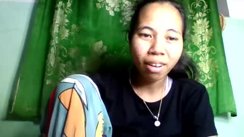 Snapshot of mirah881 chatting on July 14, 11:38 am mirah881 online show from July 14, 11:38 am