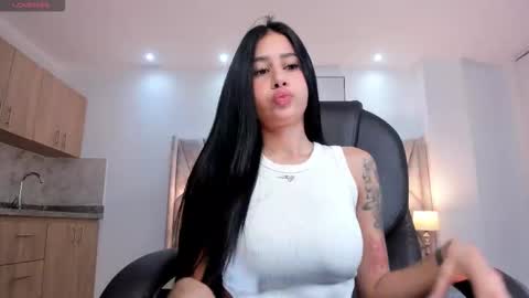 miranda_crawfor online show from October 21, 12:06 pm