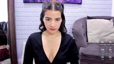 Snapshot of miranda_doll_ chatting on April 18, 12:09 pm online show from April 18, 12:09 pm