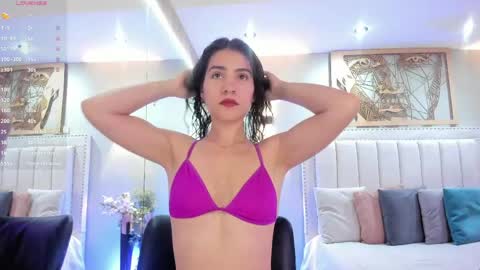 Snapshot of miranda_doll_ chatting on May 21, 12:01 pm online show from May 21, 12:01 pm