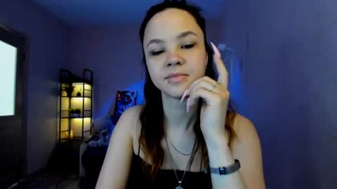 Snapshot of miranda_holms chatting on June 14, 3:30 am miranda_holms online show from June 14, 3:30 am