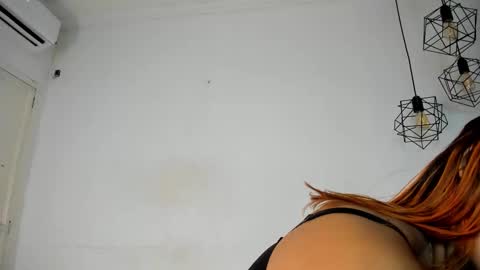 Snapshot of miranda_villa chatting on February 28, 12:06 pm Miranda online show from February 28, 12:06 pm