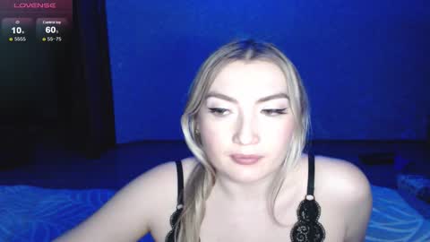 Snapshot of miraroy chatting on February 27, 7:03 pm Mira online show from February 27, 7:03 pm