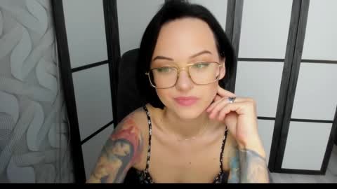 Mira online show from March 11, 2:32 am